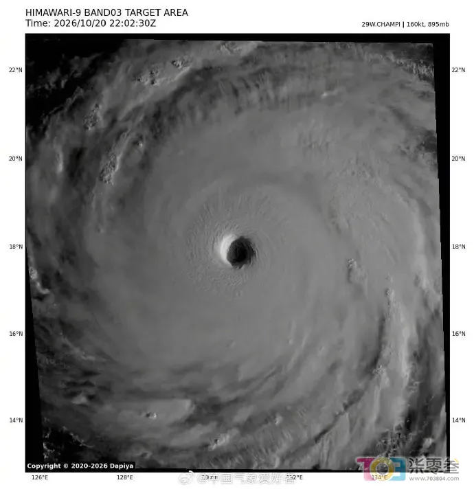 MoQ96626EFI1565q.jpg